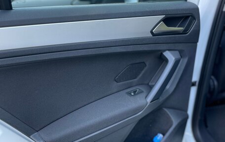 Volkswagen Tiguan II, 2020 год, 2 680 000 рублей, 19 фотография