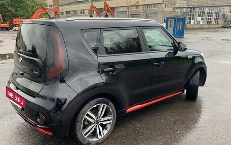 KIA Soul II рестайлинг, 2018 год, 1 620 000 рублей, 8 фотография