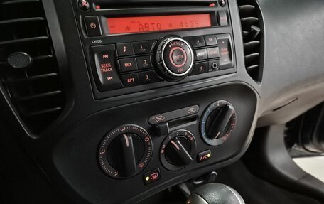 Nissan Juke II, 2013 год, 939 000 рублей, 14 фотография