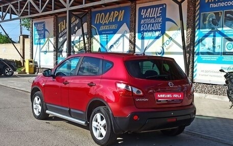 Nissan Qashqai, 2010 год, 850 000 рублей, 2 фотография