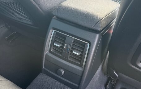 BMW 3 серия, 2017 год, 2 800 000 рублей, 26 фотография