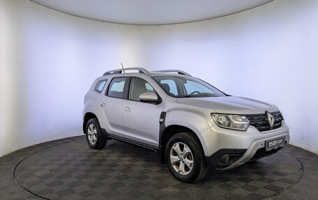 Renault Duster, 2022 год, 1 995 000 рублей, 3 фотография