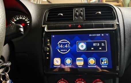 Volkswagen Polo VI (EU Market), 2013 год, 800 000 рублей, 8 фотография