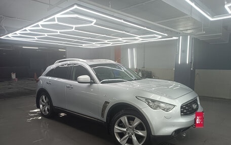 Infiniti FX II, 2009 год, 2 100 000 рублей, 2 фотография