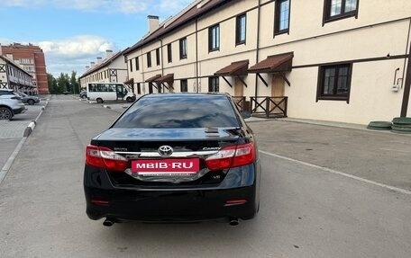 Toyota Camry, 2013 год, 1 650 000 рублей, 6 фотография