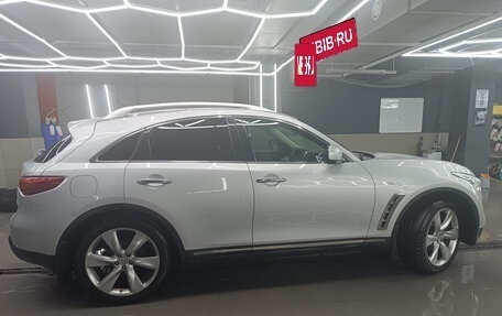 Infiniti FX II, 2009 год, 2 100 000 рублей, 3 фотография