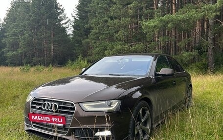 Audi A4, 2013 год, 1 300 000 рублей, 4 фотография