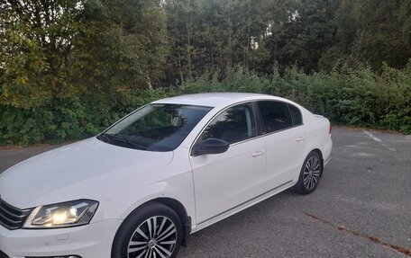 Volkswagen Passat B7, 2014 год, 1 300 000 рублей, 2 фотография