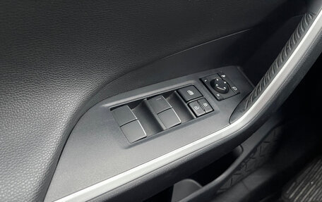 Toyota RAV4, 2019 год, 3 720 000 рублей, 14 фотография