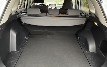 Toyota RAV4, 2019 год, 3 720 000 рублей, 17 фотография