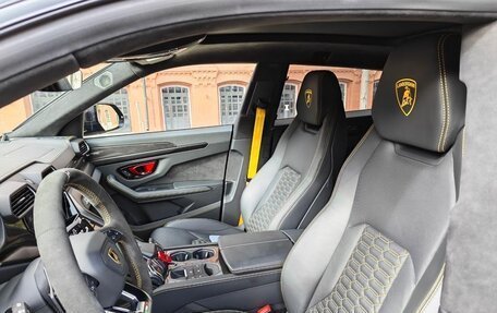 Lamborghini Urus I, 2022 год, 27 000 000 рублей, 13 фотография