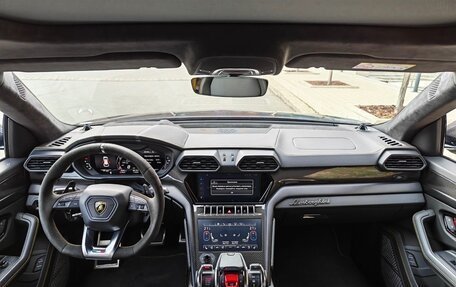 Lamborghini Urus I, 2022 год, 27 000 000 рублей, 12 фотография