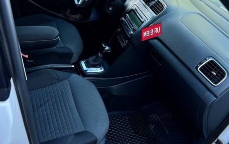 Volkswagen Polo VI (EU Market), 2009 год, 600 000 рублей, 6 фотография
