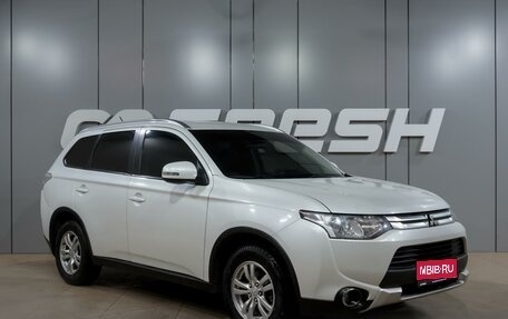 Mitsubishi Outlander III рестайлинг 3, 2014 год, 1 699 000 рублей, 1 фотография