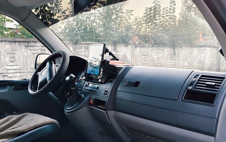 Volkswagen Caravelle T5, 2007 год, 1 700 000 рублей, 15 фотография