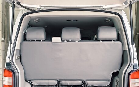 Volkswagen Caravelle T5, 2007 год, 1 700 000 рублей, 14 фотография