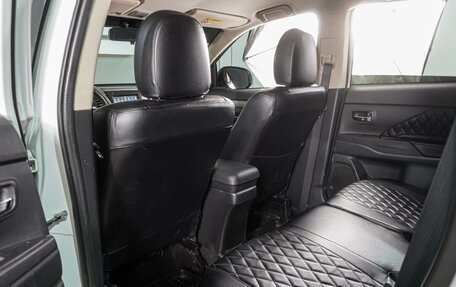 Mitsubishi Outlander III рестайлинг 3, 2014 год, 1 699 000 рублей, 11 фотография