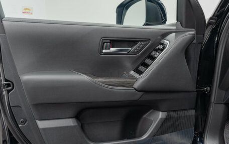 Toyota Land Cruiser, 2026 год, 14 990 000 рублей, 28 фотография