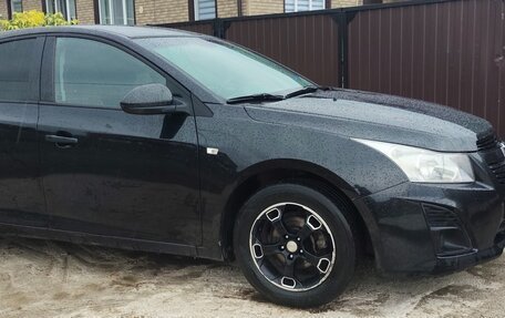 Chevrolet Cruze II, 2013 год, 780 000 рублей, 3 фотография