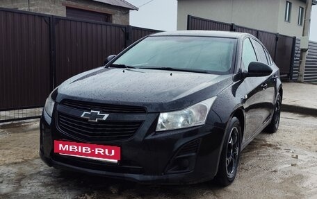 Chevrolet Cruze II, 2013 год, 780 000 рублей, 4 фотография