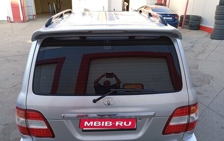 Toyota Land Cruiser 100 рестайлинг 2, 2006 год, 2 530 000 рублей, 5 фотография