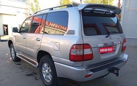Toyota Land Cruiser 100 рестайлинг 2, 2006 год, 2 530 000 рублей, 8 фотография