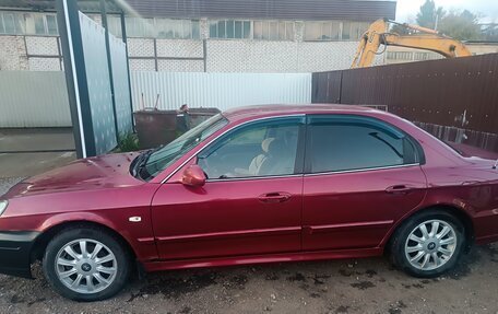 Hyundai Sonata IV рестайлинг, 2004 год, 290 000 рублей, 2 фотография