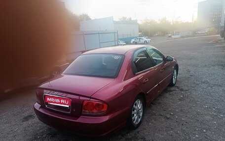 Hyundai Sonata IV рестайлинг, 2004 год, 290 000 рублей, 4 фотография