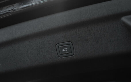GMC Yukon IV, 2024 год, 12 000 000 рублей, 34 фотография