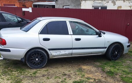Mitsubishi Carisma I, 2003 год, 230 000 рублей, 2 фотография
