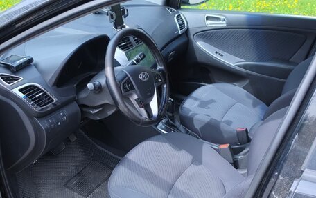 Hyundai Solaris II рестайлинг, 2015 год, 1 200 000 рублей, 6 фотография