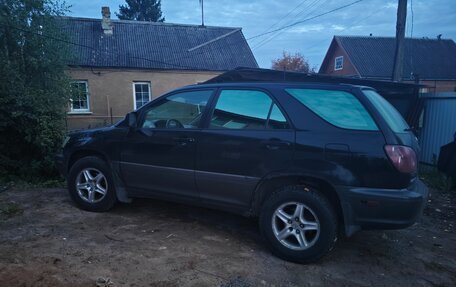 Lexus RX IV рестайлинг, 2000 год, 550 000 рублей, 4 фотография