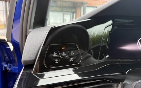 Volkswagen Golf VIII, 2022 год, 2 250 000 рублей, 17 фотография