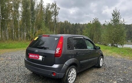 Ford Fiesta, 2006 год, 350 000 рублей, 2 фотография