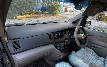 Toyota ISis I, 2004 год, 399 000 рублей, 6 фотография