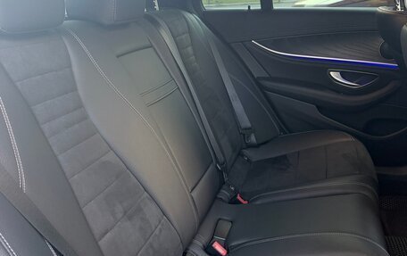 Mercedes-Benz E-Класс, 2020 год, 3 700 000 рублей, 13 фотография