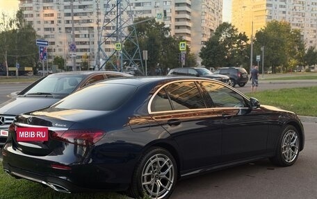 Mercedes-Benz E-Класс, 2020 год, 3 700 000 рублей, 4 фотография