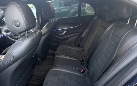 Mercedes-Benz E-Класс, 2020 год, 3 700 000 рублей, 12 фотография