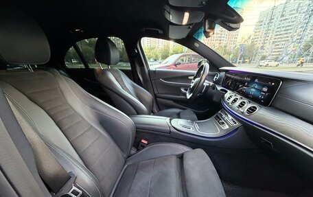 Mercedes-Benz E-Класс, 2020 год, 3 700 000 рублей, 14 фотография