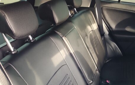 Toyota RAV4, 2013 год, 1 850 000 рублей, 18 фотография
