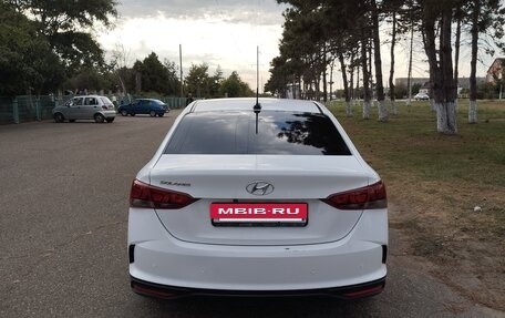 Hyundai Solaris II рестайлинг, 2021 год, 1 400 000 рублей, 4 фотография
