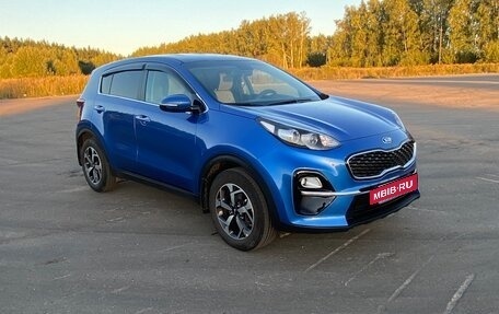 KIA Sportage IV рестайлинг, 2020 год, 2 300 000 рублей, 7 фотография