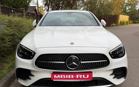 Mercedes-Benz E-Класс, 2020 год, 6 200 000 рублей, 2 фотография