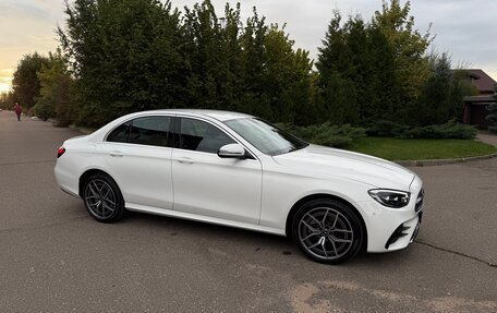 Mercedes-Benz E-Класс, 2020 год, 6 200 000 рублей, 31 фотография