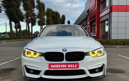 BMW 3 серия, 2013 год, 2 200 000 рублей, 1 фотография