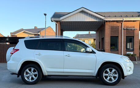 Toyota RAV4, 2011 год, 2 300 000 рублей, 3 фотография