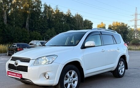 Toyota RAV4, 2011 год, 2 300 000 рублей, 8 фотография
