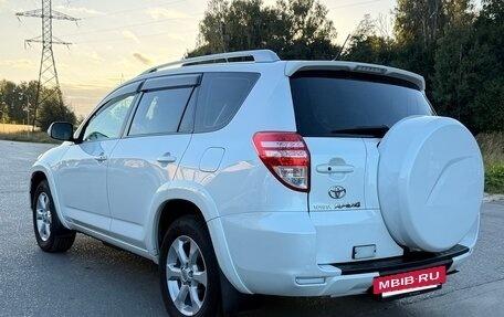 Toyota RAV4, 2011 год, 2 300 000 рублей, 6 фотография