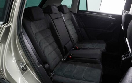 Volkswagen Tiguan II, 2018 год, 2 054 000 рублей, 7 фотография