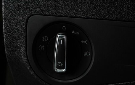 Volkswagen Tiguan II, 2018 год, 2 054 000 рублей, 16 фотография